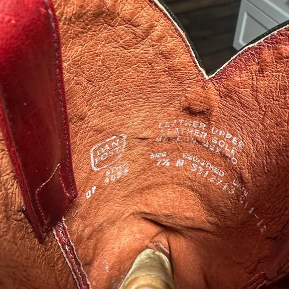 Red Western Cowboy Boots - Picture 5 of 6